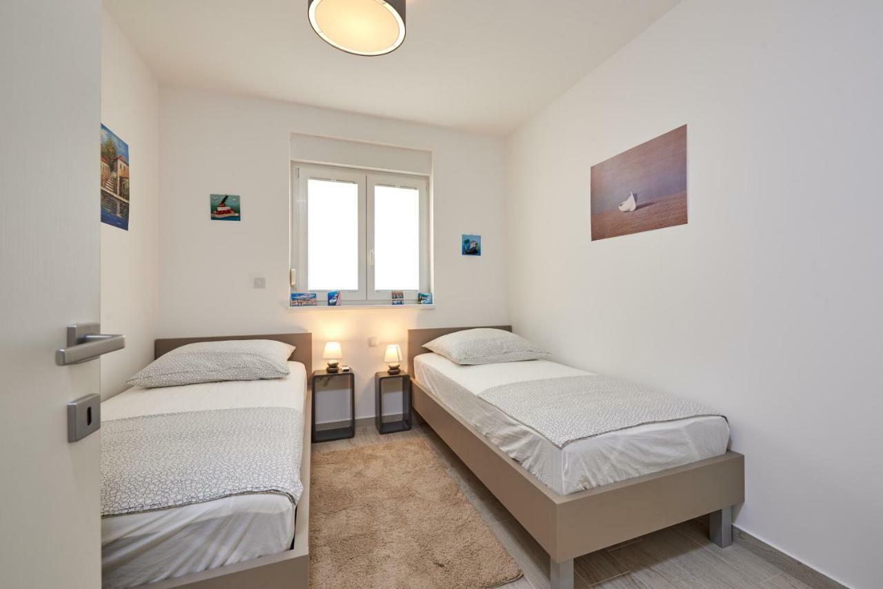 City Apartment Magdalena Трогир Екстериор снимка